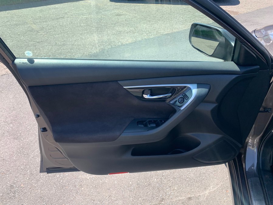 2013 Nissan Altima Sedan SV - Photo 22