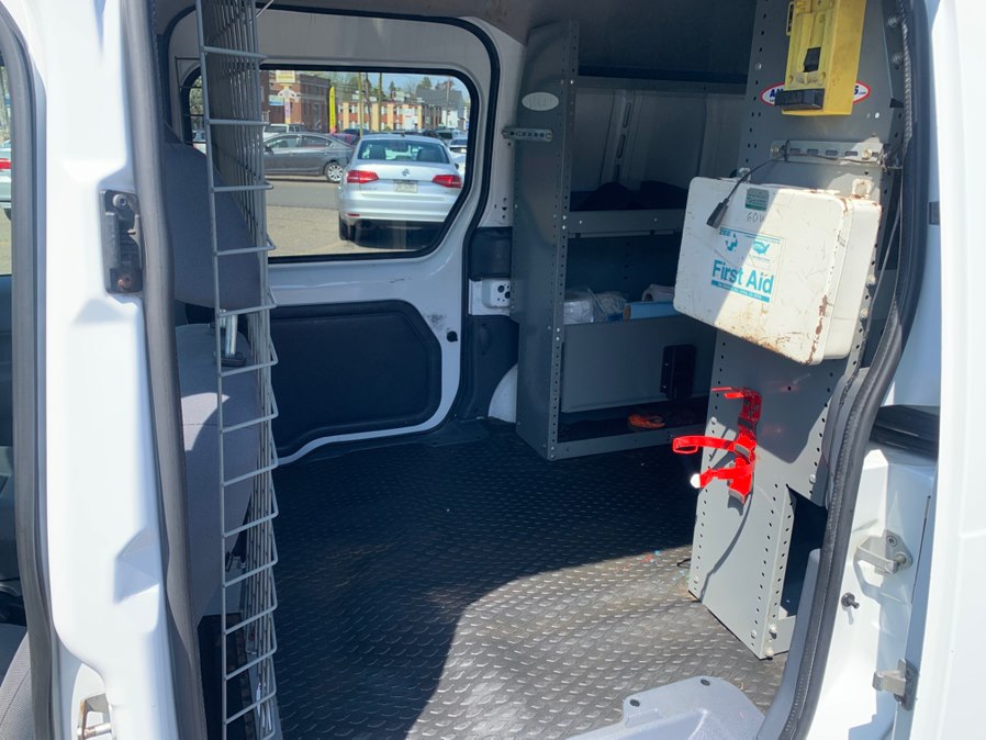 2010 Ford Transit Connect XL - Photo 14