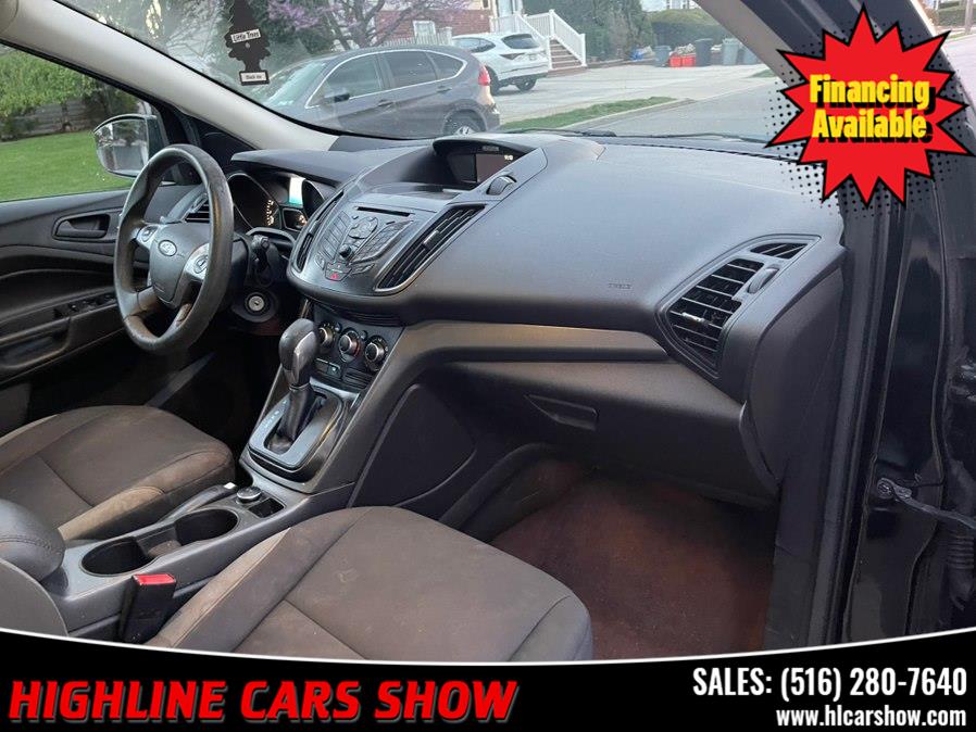 2016 Ford Escape S - Photo 18
