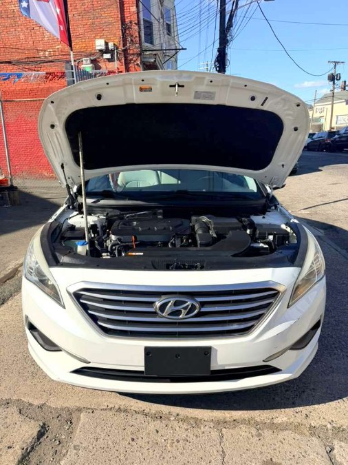 2016 Hyundai Sonata SE - Photo 19