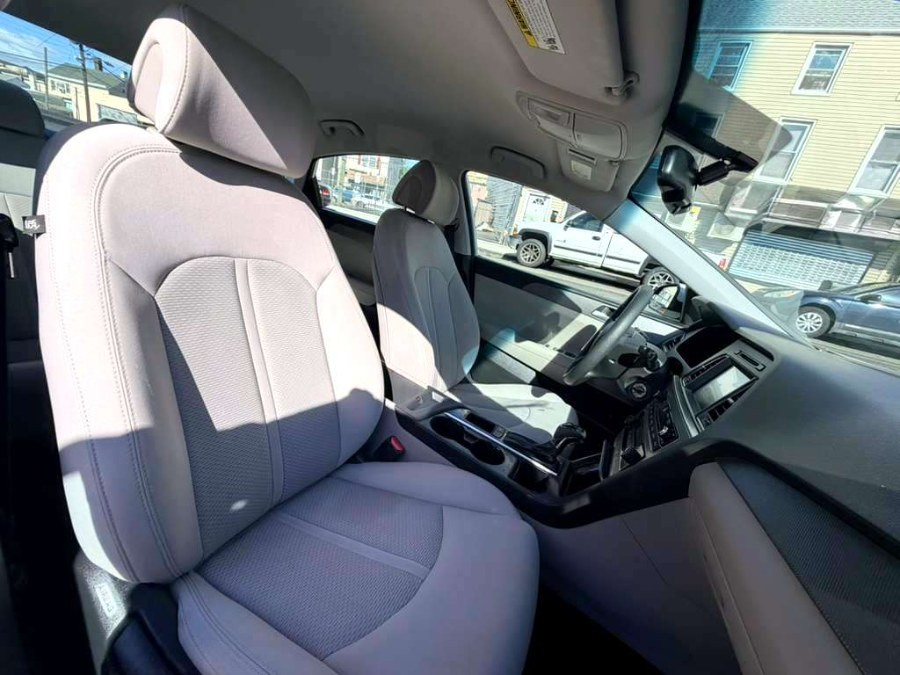 2016 Hyundai Sonata SE - Photo 16