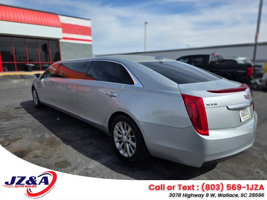 2017 Cadillac XTS - Photo 9