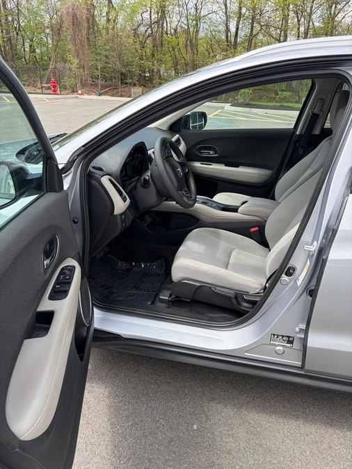 2022 Honda HR-V EX - Photo 9