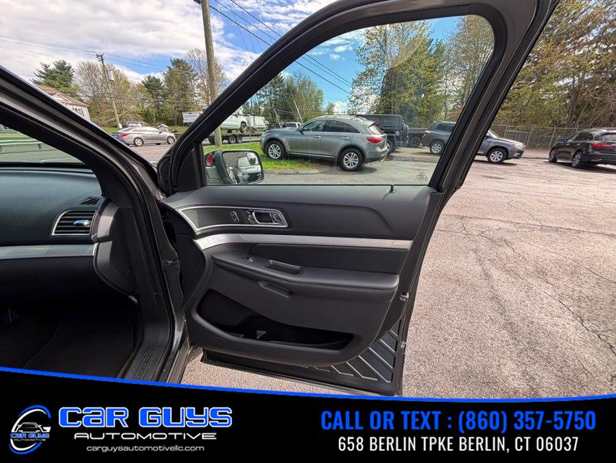 2016 Ford Explorer XLT - Photo 13