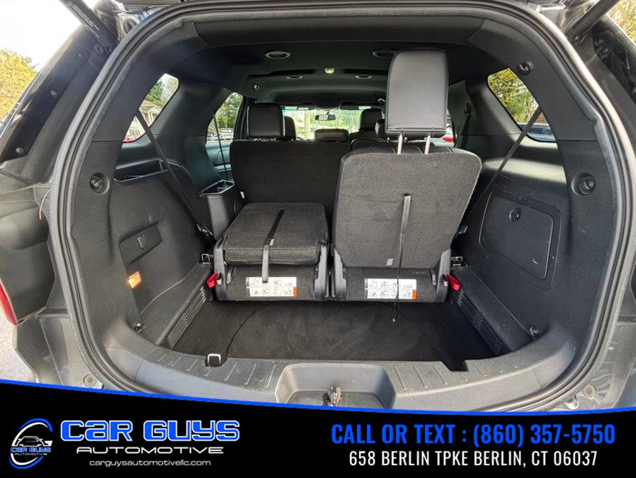 2016 Ford Explorer XLT - Photo 10