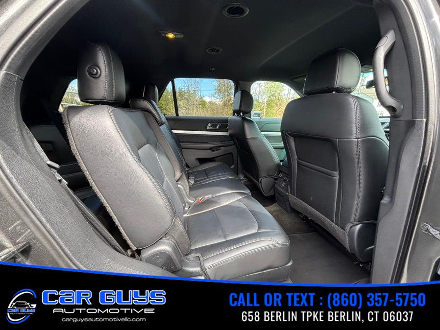 2016 Ford Explorer XLT - Photo 12