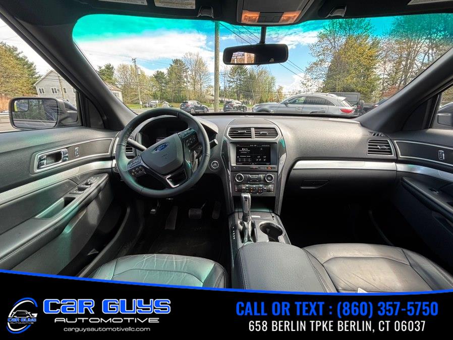 2016 Ford Explorer XLT - Photo 15