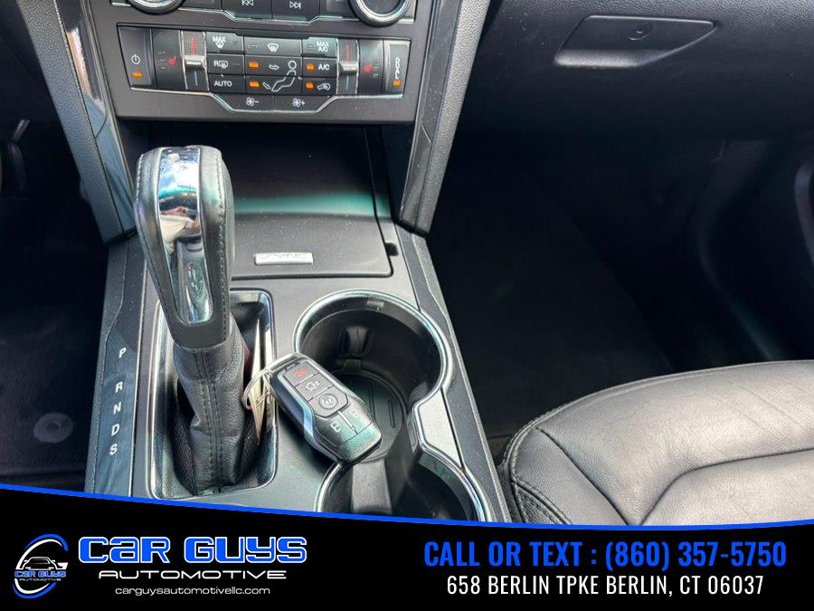 2016 Ford Explorer XLT - Photo 18