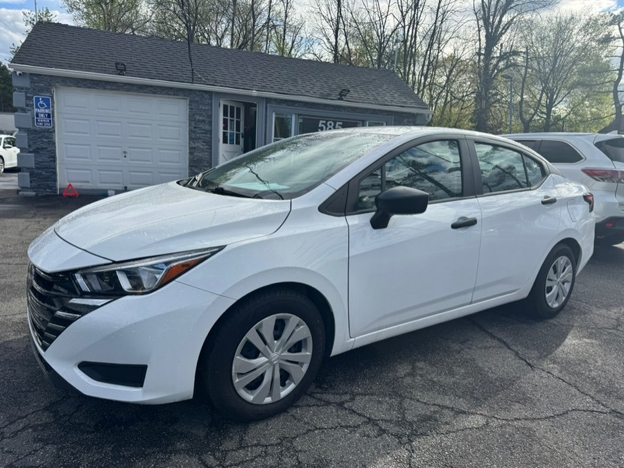 2023 Nissan Versa S FWD