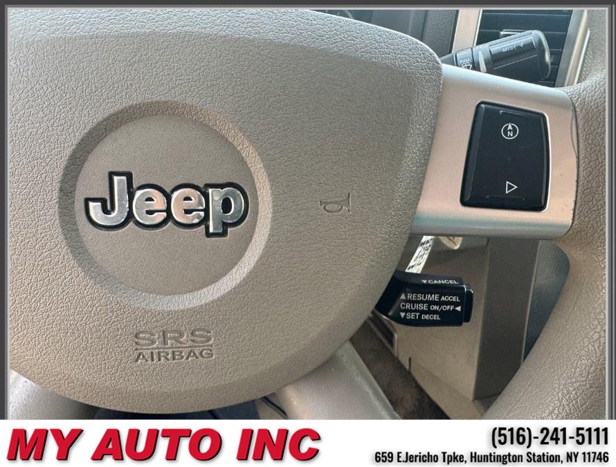 2010 Jeep Grand Cherokee Laredo - Photo 19