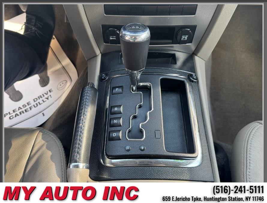 2010 Jeep Grand Cherokee Laredo - Photo 16