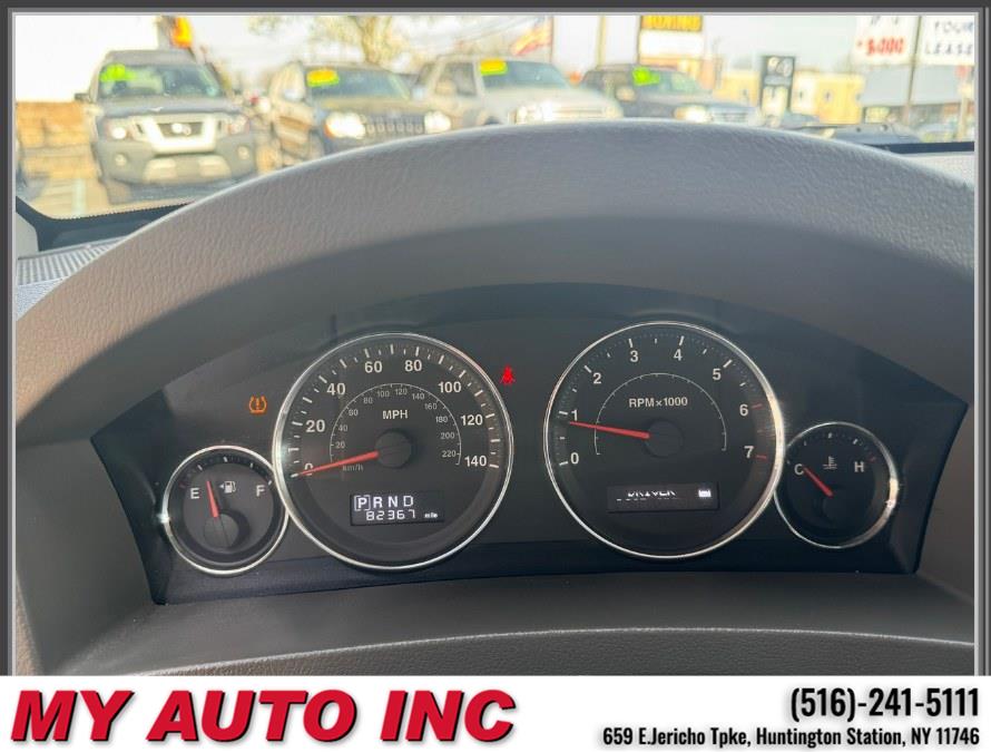 2010 Jeep Grand Cherokee Laredo - Photo 17