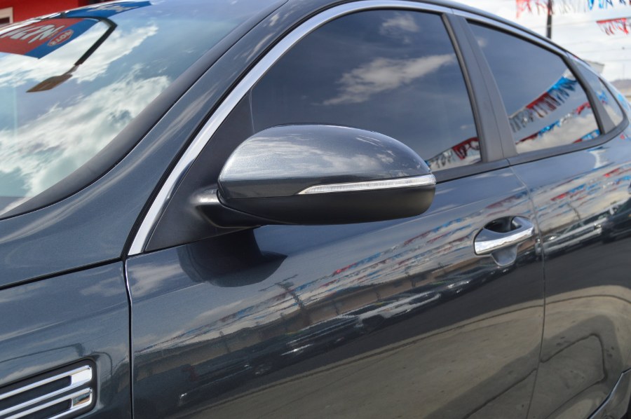 2019 Kia Optima S - Photo 8