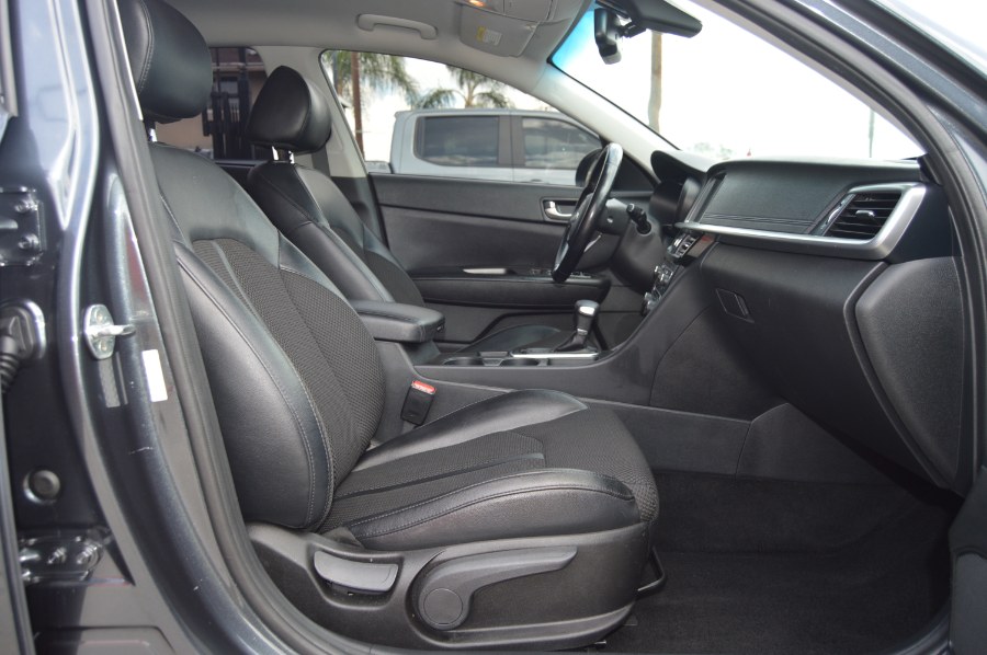 2019 Kia Optima S - Photo 20