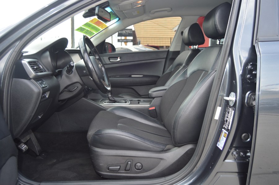 2019 Kia Optima S - Photo 14