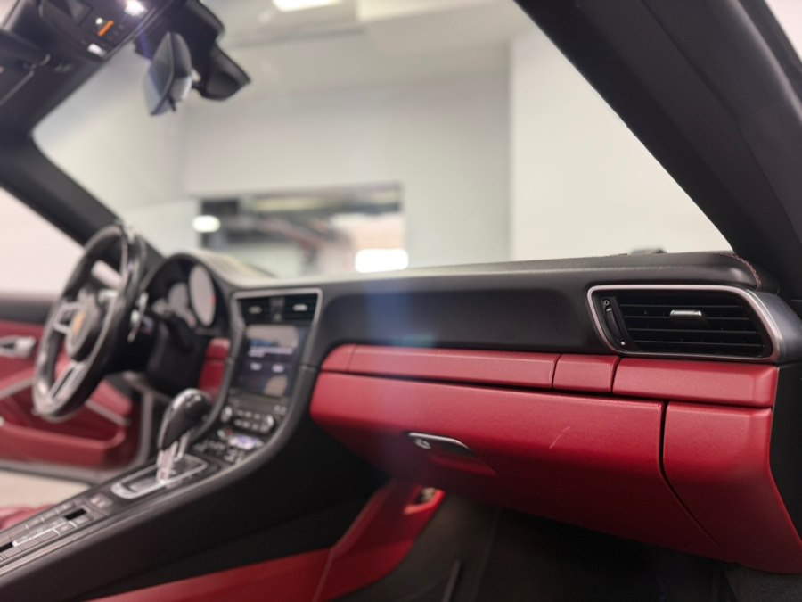 2017 Porsche 911 Carrera - Photo 63