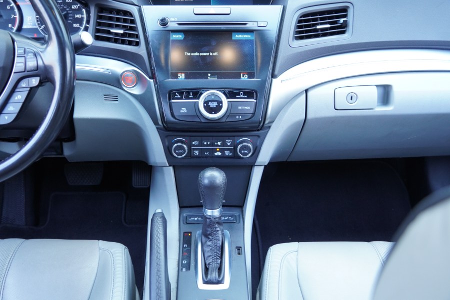 2020 Acura ILX Premium - Photo 13