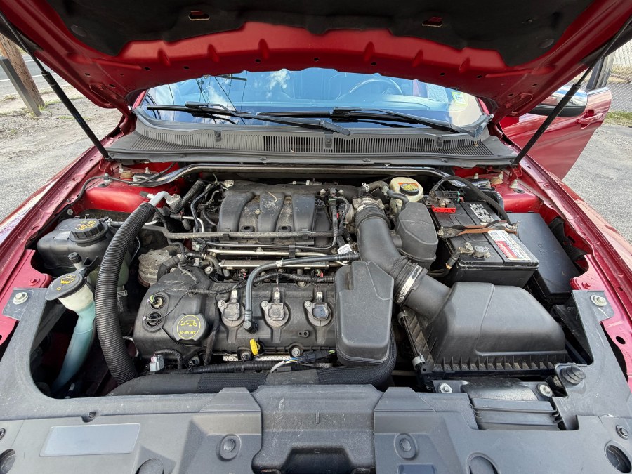 2017 Ford Taurus Limited - Photo 10