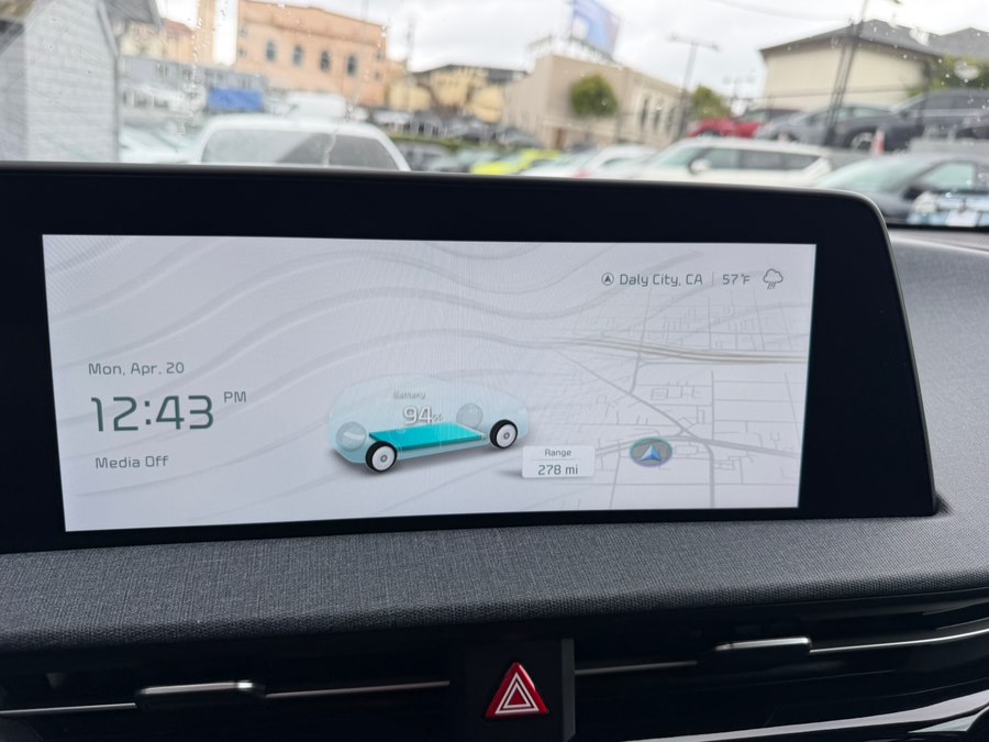 2024 Kia EV6 Light L/R - Photo 24