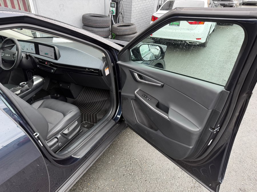 2024 Kia EV6 Light L/R - Photo 38