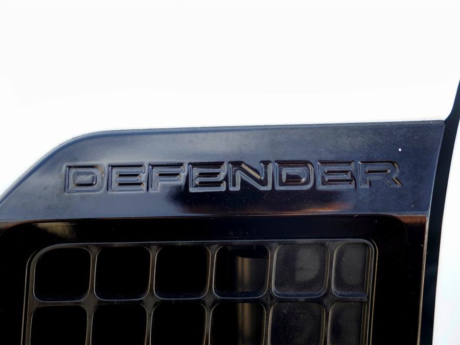 2023 Land Rover Defender S - Photo 12