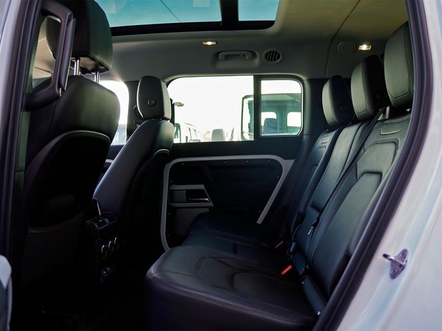 2023 Land Rover Defender S - Photo 26