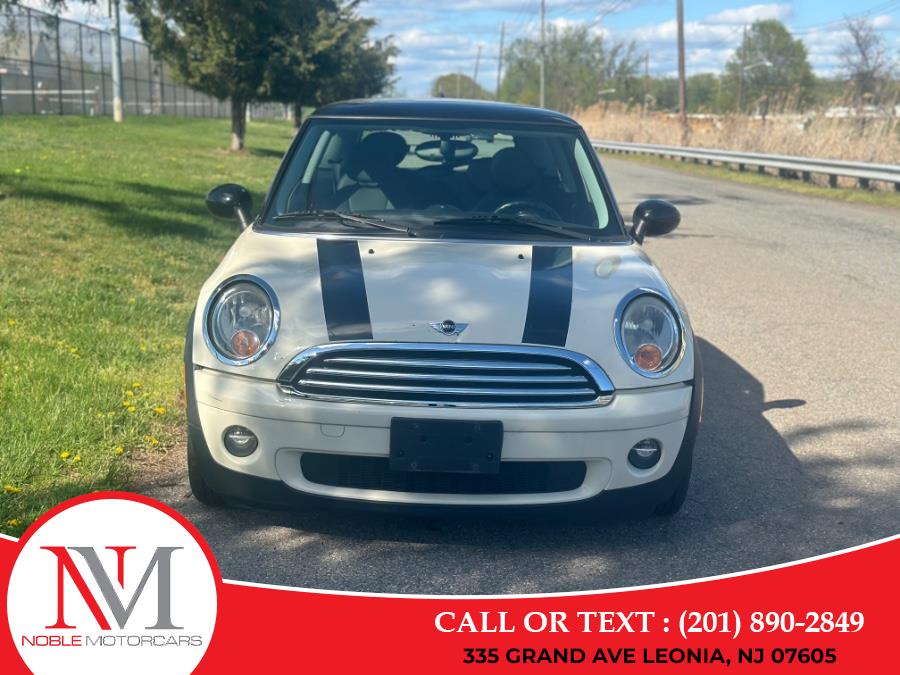 2010 MINI Cooper -'s photo