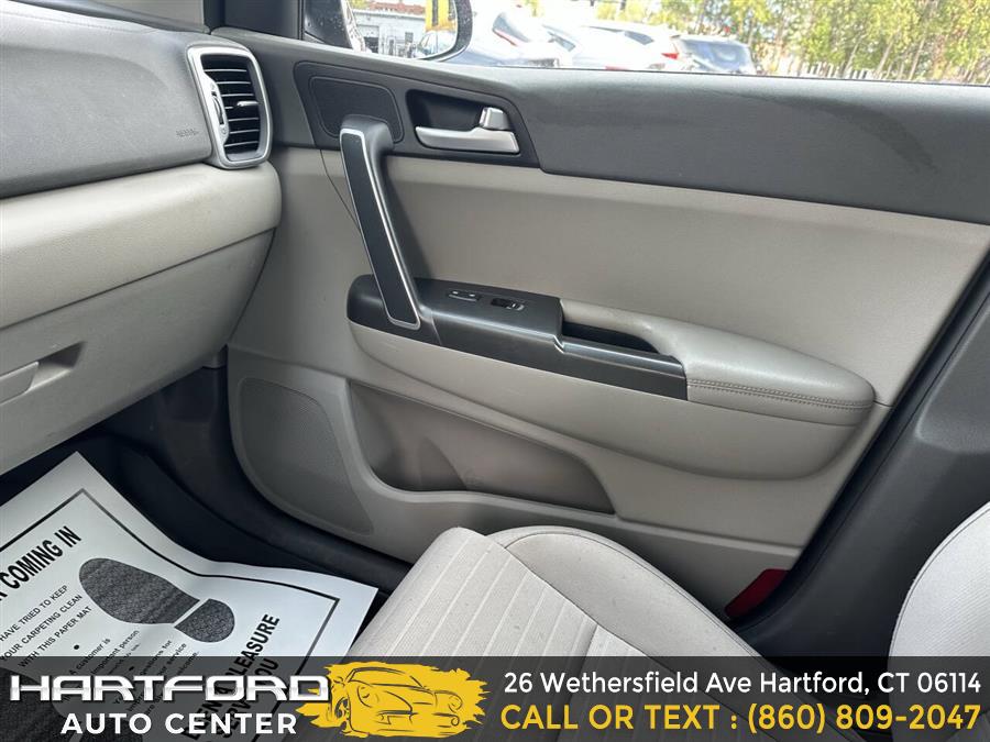 2018 Kia Sportage LX - Photo 16