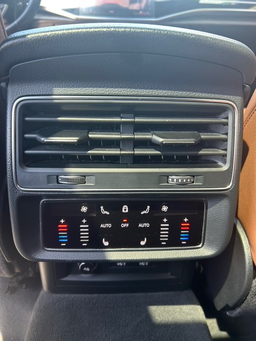 2019 Audi Q8 Premium Plus - Photo 16