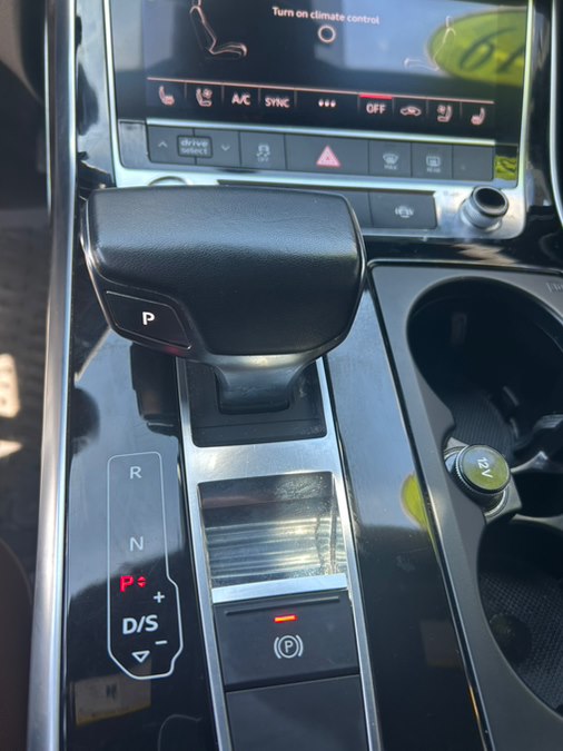2019 Audi Q8 Premium Plus - Photo 25