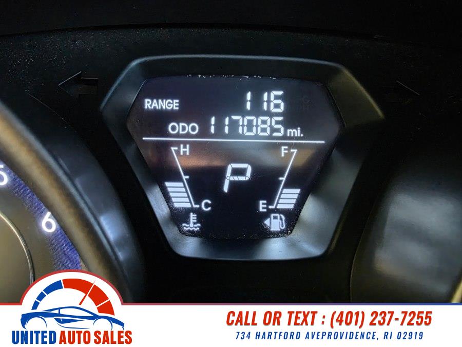 2013 Hyundai Elantra GLS - Photo 16
