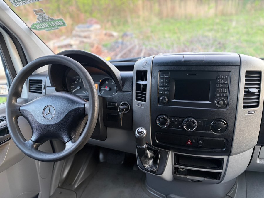 2018 Mercedes-Benz Sprinter Cargo Van Base - Photo 10