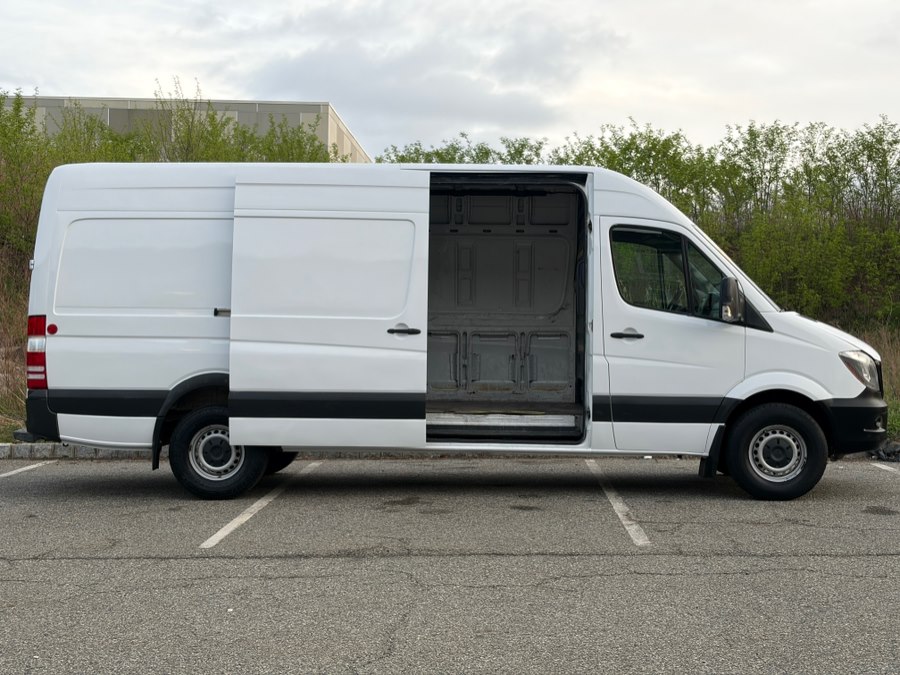 2018 Mercedes-Benz Sprinter Cargo Van Base - Photo 9