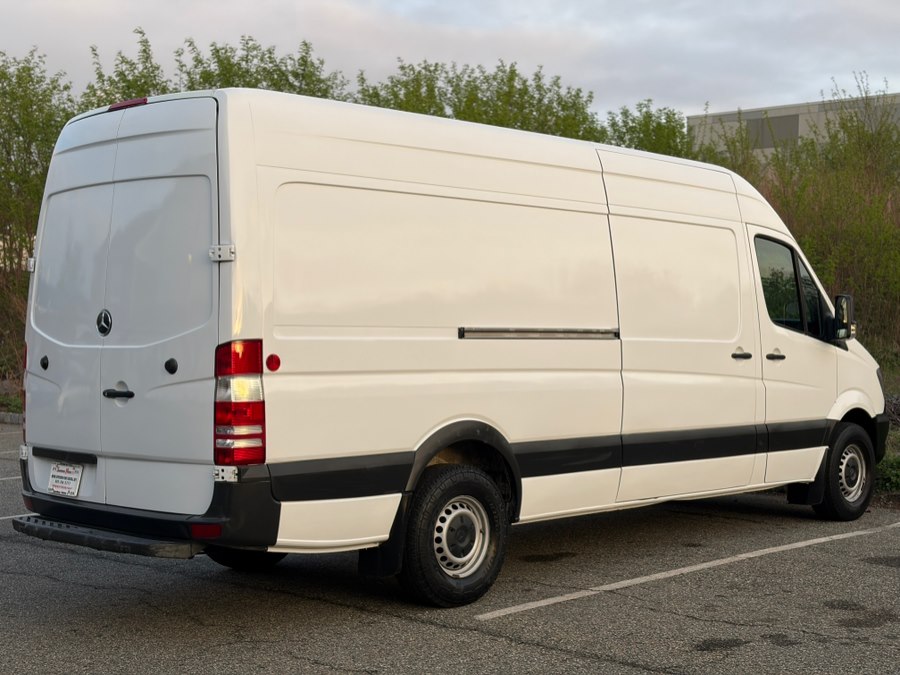 2018 Mercedes-Benz Sprinter Cargo Van Base - Photo 7