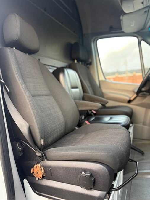 2018 Mercedes-Benz Sprinter Cargo Van Base - Photo 19