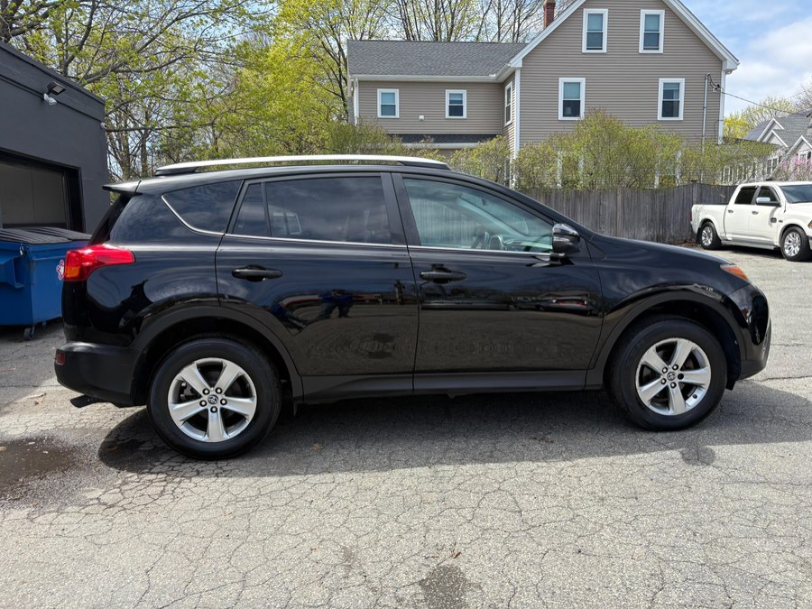 2015 Toyota RAV4 XLE - Photo 8