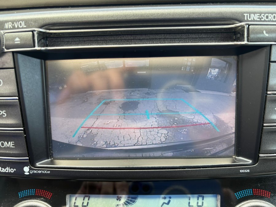 2015 Toyota RAV4 XLE - Photo 14