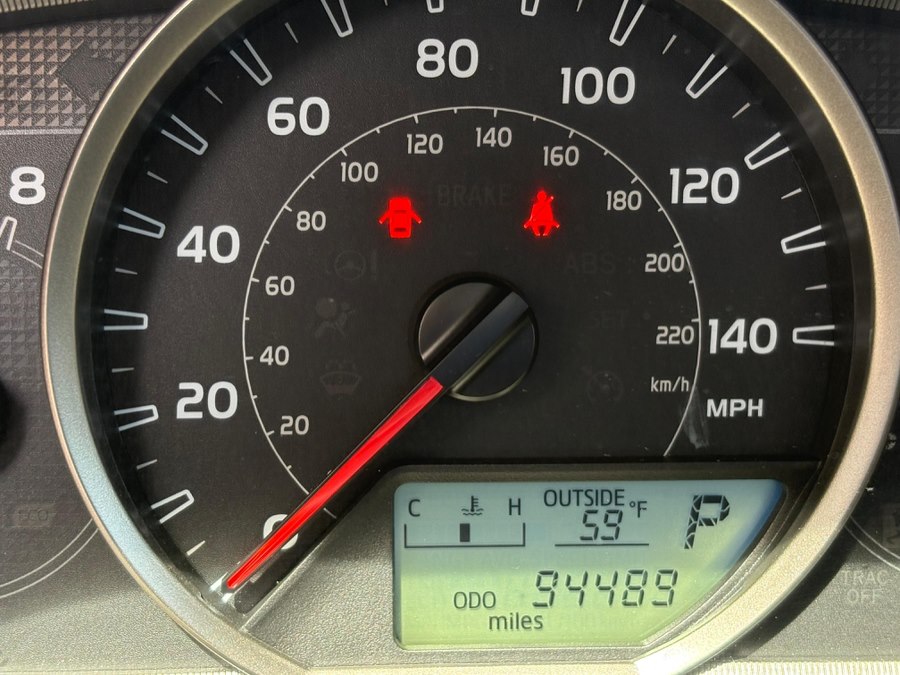 2015 Toyota RAV4 XLE - Photo 11
