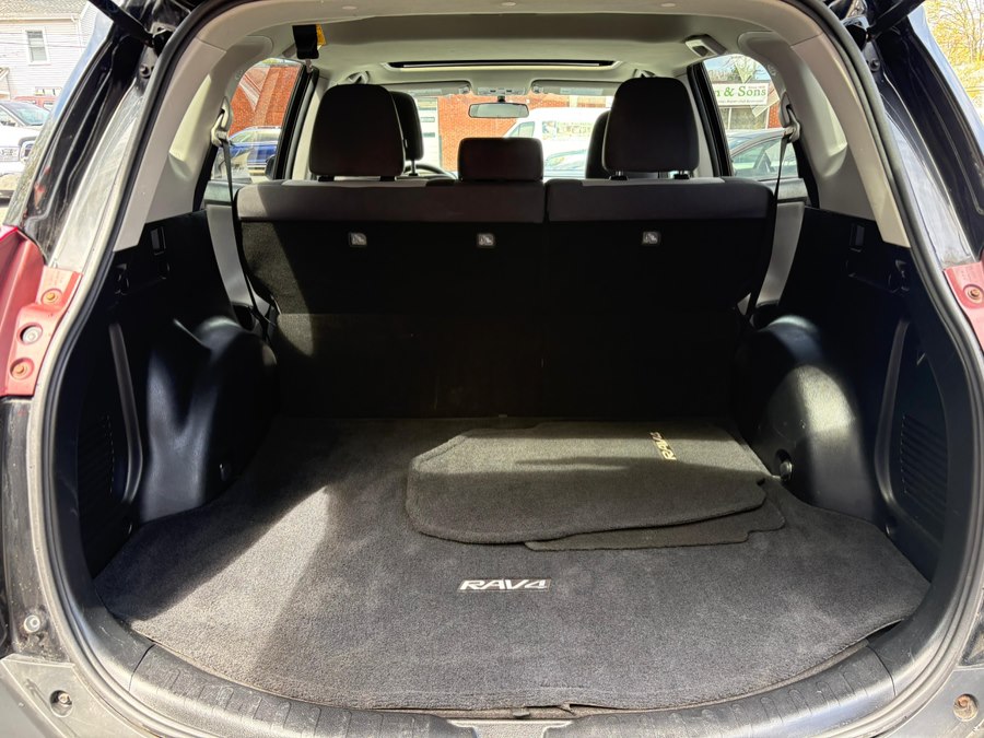 2015 Toyota RAV4 XLE - Photo 22