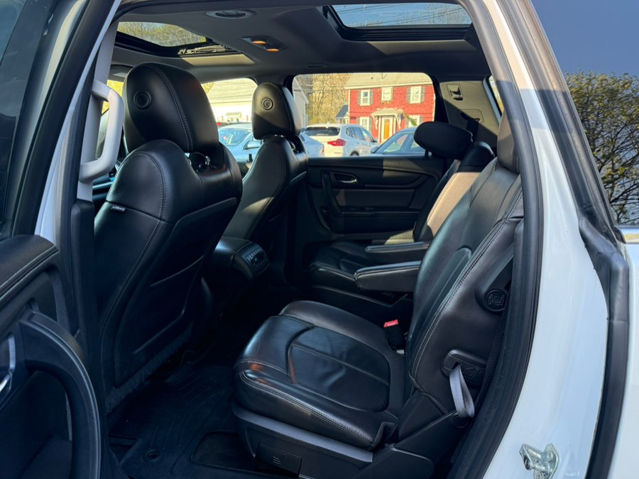 2016 Chevrolet Traverse 2LT - Photo 19