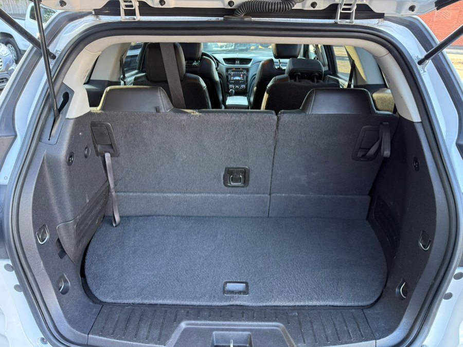 2016 Chevrolet Traverse 2LT - Photo 20