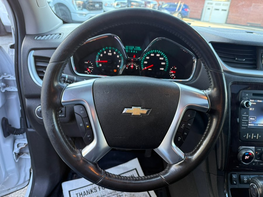 2016 Chevrolet Traverse 2LT - Photo 13