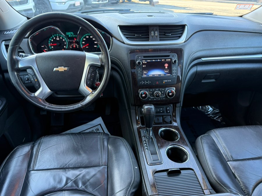 2016 Chevrolet Traverse 2LT - Photo 18