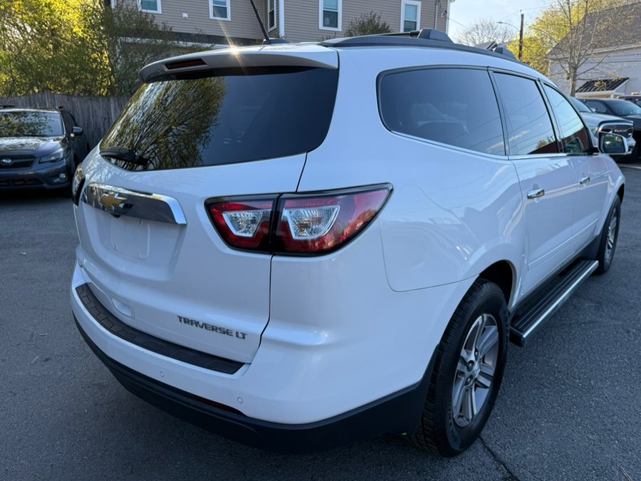 2016 Chevrolet Traverse 2LT - Photo 6
