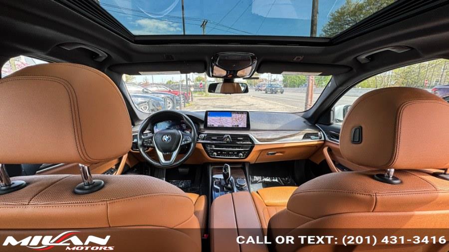 2021 BMW 5 Series 530i - Photo 16