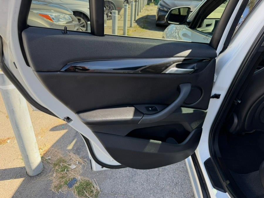2020 BMW X1 28i - Photo 10