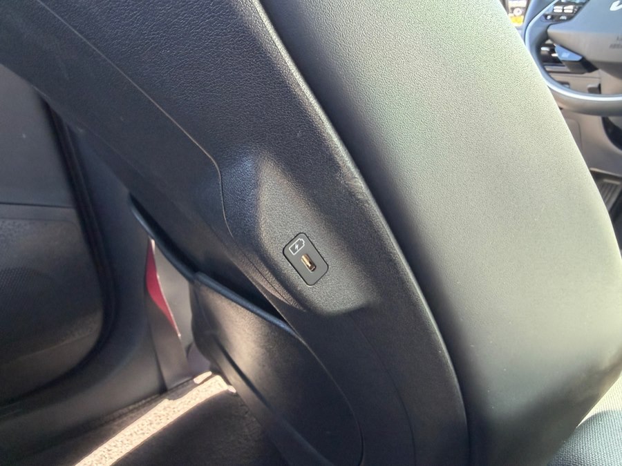 2024 Kia EV6 Light L/R - Photo 43