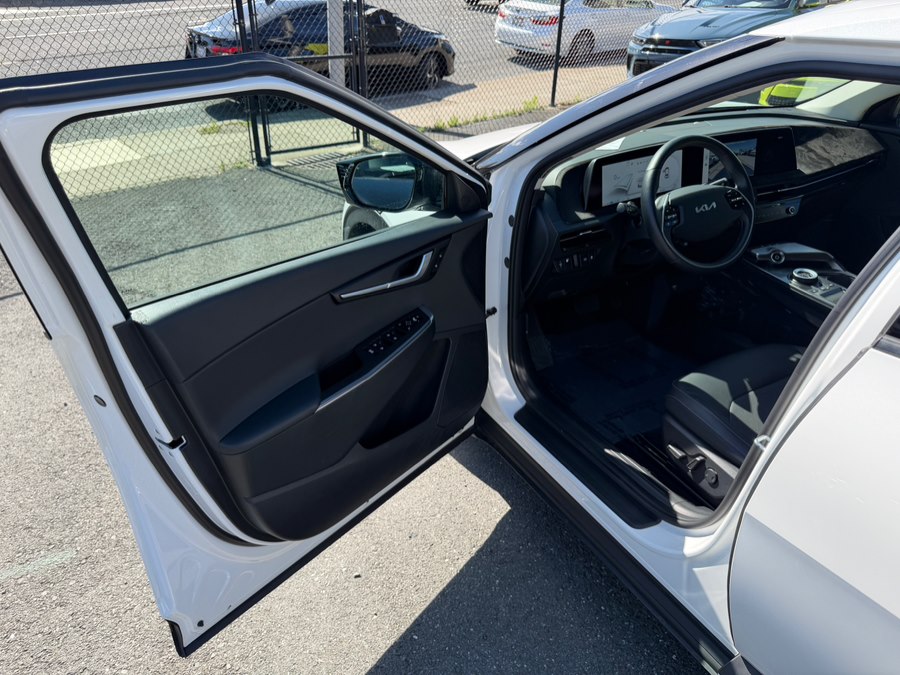 2024 Kia EV6 Light L/R - Photo 8