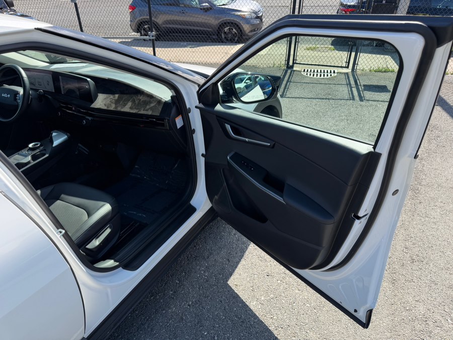 2024 Kia EV6 Light L/R - Photo 39