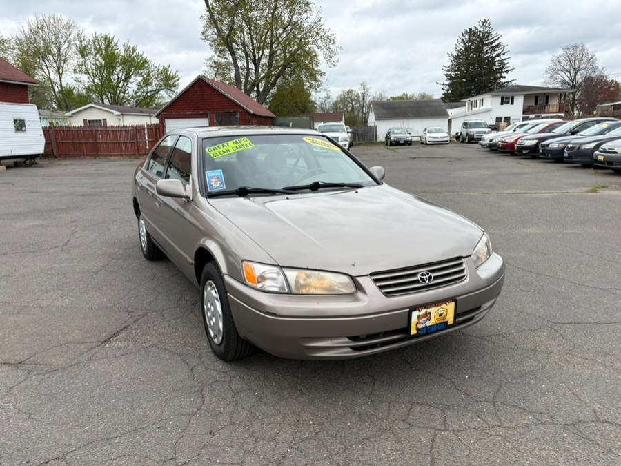 Gold 1999 Toyota Camry LE Sedan Front-Wheel Drive Automatic